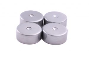 Custom Design Aluminiowe podkładki pod kolce chrom szczotkowany 4 sztuki