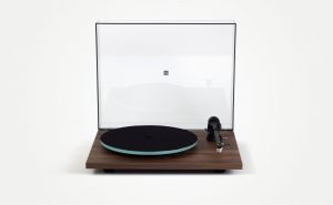 Rega P2 Planar 2 Walnut Gramofon analogowy z wkładką Carbon