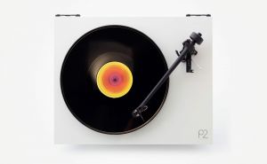 Rega Planar 2 White HG Gramofon analogowy z wkładką Nd3